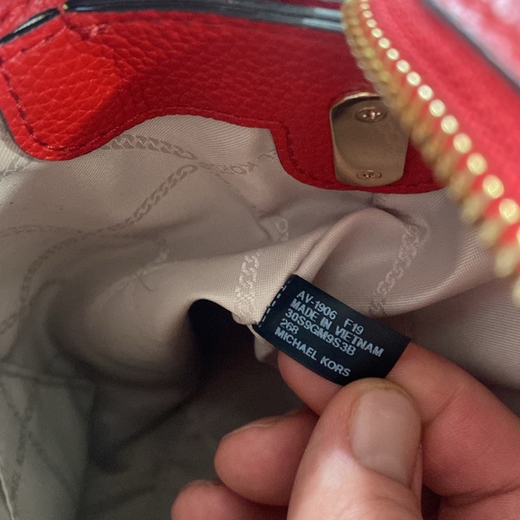 Michael Kors Mercer Belted Large Satchel bag 💼 - Picture 9 of 10